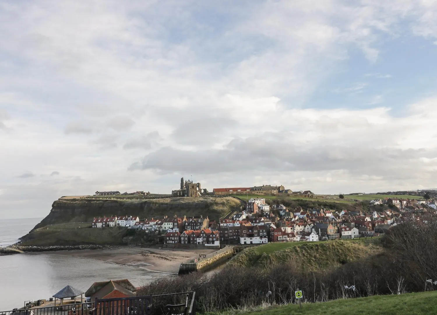 Platform 12 Villa Whitby 0*,  Storbritannien